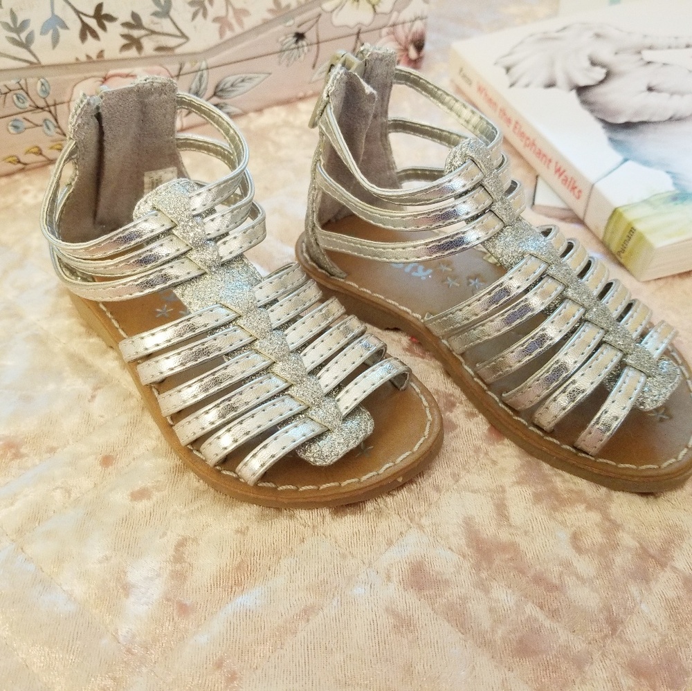 Dynasty Sandles🌵